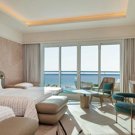 Le Meridien Al Aqah Beach Resort Eksteriør billede Deluxe Room