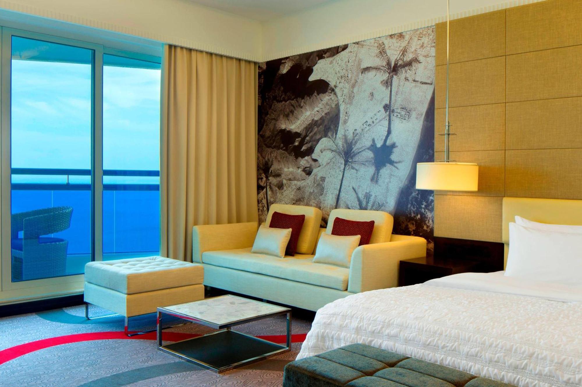 Le Meridien Al Aqah Beach Resort Eksteriør billede A guest room at the W Dubai - Jumeirah Beach
