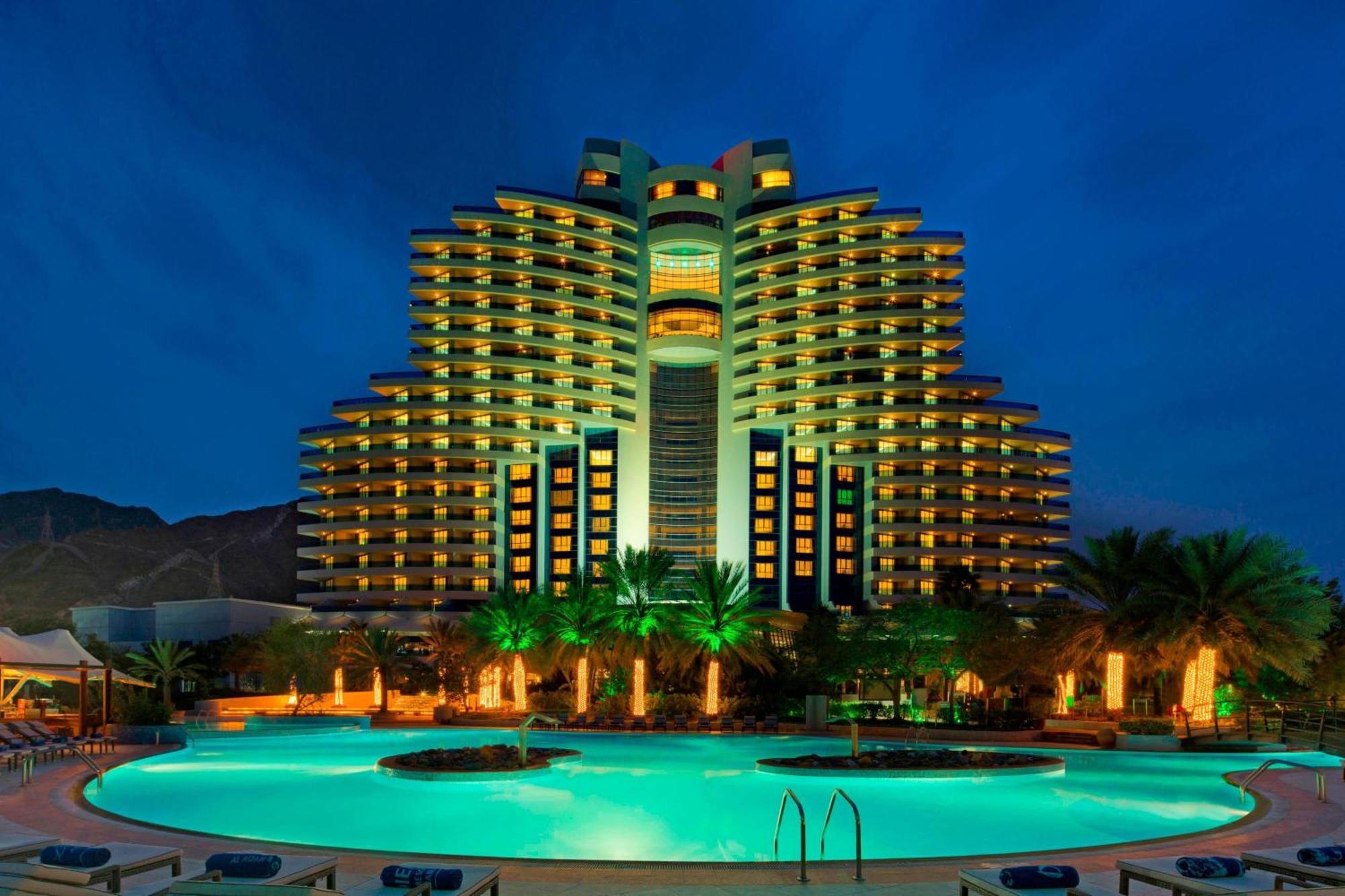 Le Meridien Al Aqah Beach Resort Eksteriør billede The Dead Sea Resort